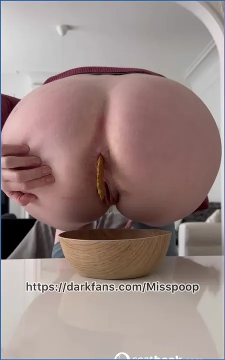 A Sudden Emergency - Miss Poop, Kaviar, Hardcore Filth - shit porn video at ShitSlaves.com