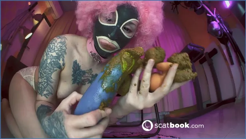 Yammy Poo Chain Reaction with Sweet Betty Parlour, Fisting & Anal - shit porn video at ShitSlaves.com