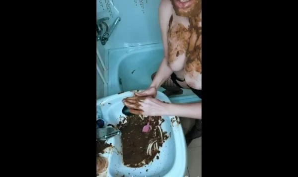 Cleaning the shitty sink [HD 720p] (357.38 MB) Scatbook