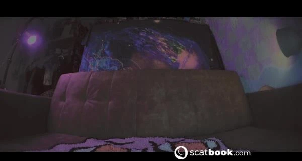 Sleepless, eerie nightly pleasure [FullHD 1080p] (71.9 MB) Scatbook