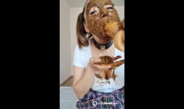 Fucking my shity mouth [HD 720p] (1.52 GB) Scatbook
