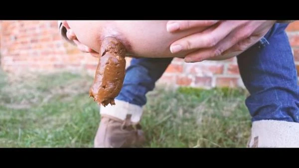 Mia Skye aka MiaRoxxx - Sausage For The Farmer - Germany, Dirty Anal [HD 720p] (14.8 MB) Filthygrid.com