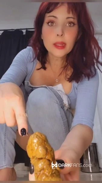 Domina Marbella - Abre Bien La Boca Para Recibir Todo Mi Pastel - Solo, Toilet Slavery [UltraHD 2K] 112 MB