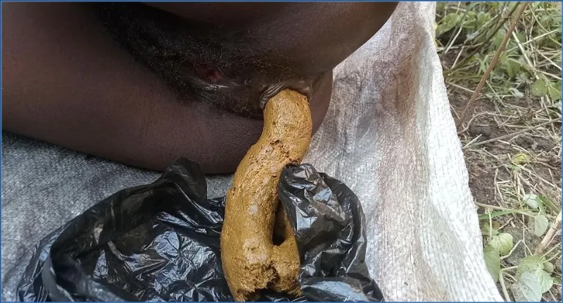 Pinky Prada in Ebony MONSTER turd - Scat/Kaviar - shit porn video at ShitSlaves.com