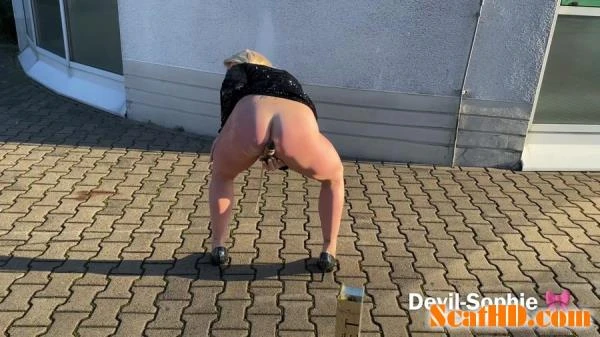 TinaAmazon - Big mess in my leggings [FullHD 1080p] (1.66 GB)