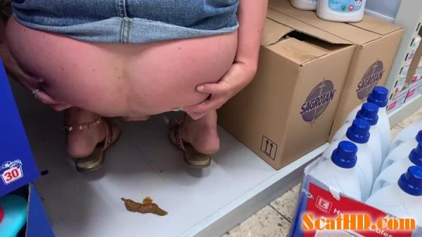 Devil Sophie - Kack and piss sauerei in the middle of the shop - Anale Bockwurst introduction [FullHD 1080p] (834 MB)