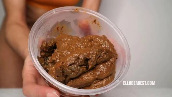 Ella Dearest aka Efro Ella - TAKES THREE GOS TO UNLOAD - Solo, Defecation [HD 720p] 87.7 MB