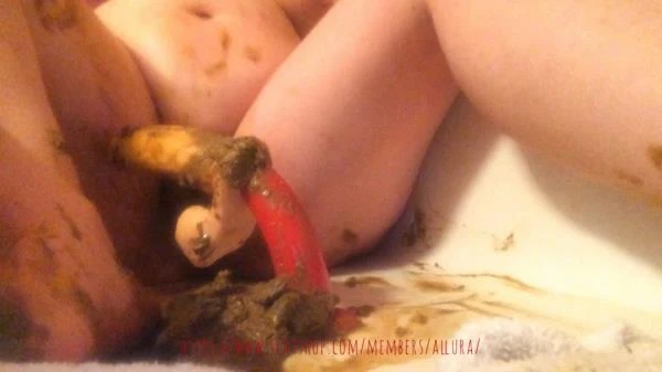Allura - Hotwife Allura Plays With Poop And Makes a Mess - Amateur, Scat [FullHD 1080p] 1.81 GB