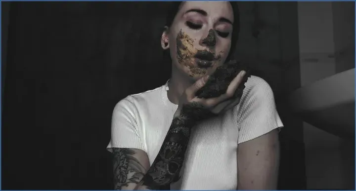 SweetBettyParlour's Scat Delight - Shitting, Solo, Smearing, Shit Eating! - shit porn video at ShitSlaves.com