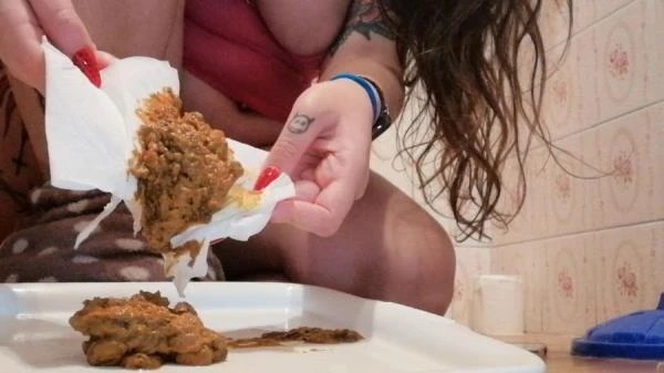 Badkithy - Explosion Poop Tray - Espana, Teen [FullHD 1080p] 353 MB