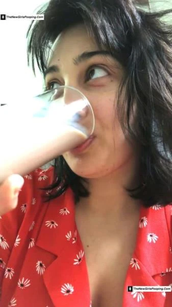 Efro Sabrina - Scat Cute Sabrina 11 - Brunette, Solo [SD] 47.7 MB