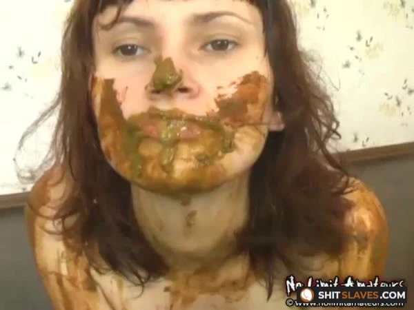 Mary, Barbara - House Warming - Defecation, Amateur [SD] 133 MB
