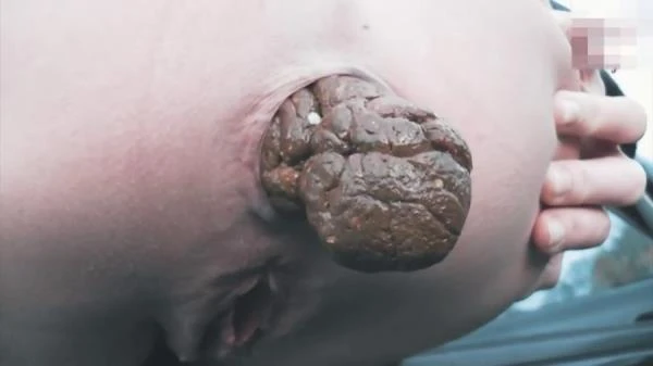 Mia Skye aka MiaRoxxx - Car Piss And Shit - Germany, Dirty Anal [HD 720p] 16.5 MB