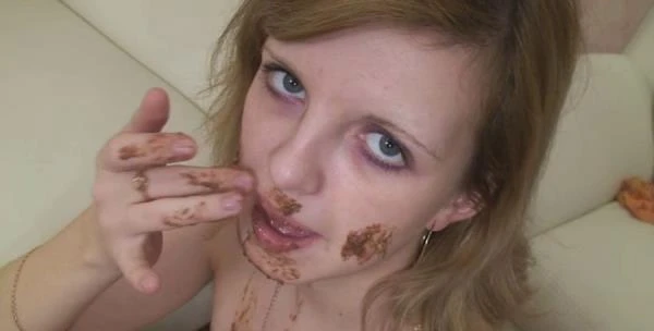 Demina - Teen Scat - Solo, Defecation [HD 720p] 264 MB
