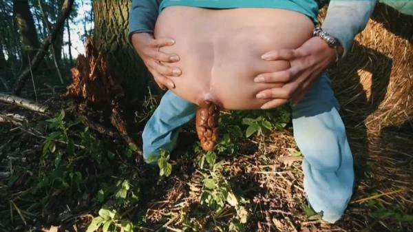 Mia Skye aka MiaRoxxx - Present For The Farmer - Germany, Dirty Anal [HD 720p] 25.4 MB