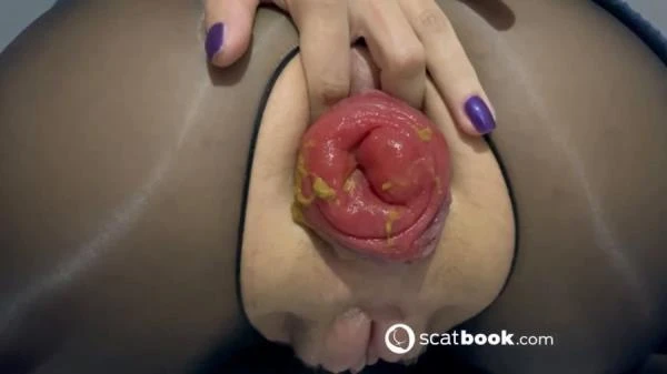 Rosemia - I Get So Filthy Playing With My Dirty Ass - Solo, Scat [HD 720p] 21.6 MB