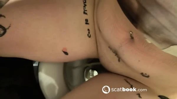 Pipi Darkfans - Scat, Spain [HD 720p] 4.93 MB