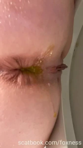 Pooping 2 - Amateur, Defecation [SD] 10.5 MB