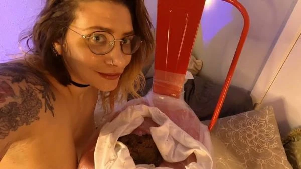1st Panty Poop - Solo, Big Pile [FullHD 1080p] 1.06 GB