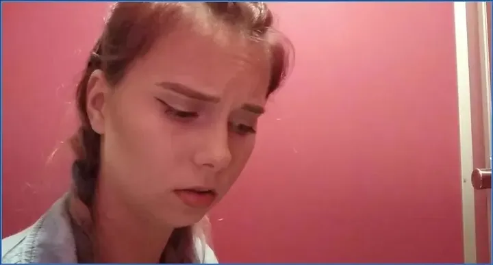 HotDirtyIvone - Sarah, Peeing & Farting - Part 3 - popular scat video at ShitSlaves