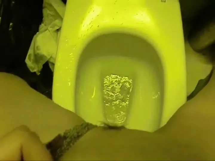 Tanalia Takes Charge in a Sloppy Scat and Pee Set on the Toilet - shit porn video at ShitSlaves.com
