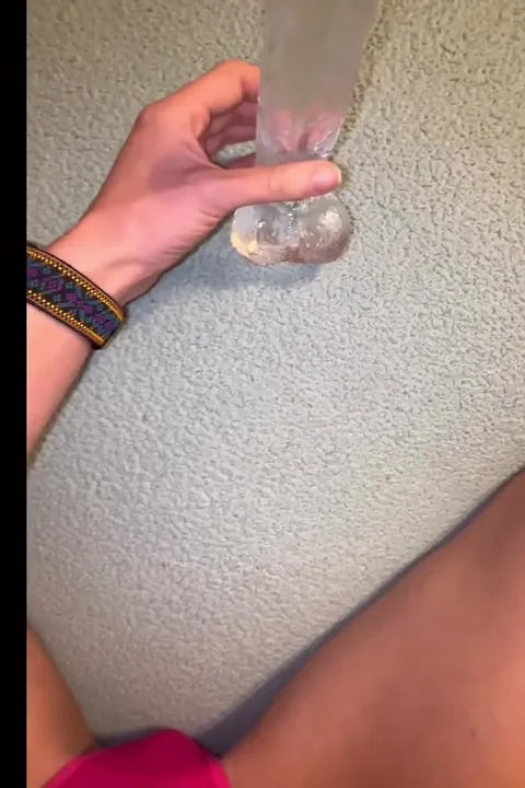 Unlabeled Scat Release Shows Off a Hefty Drop and Tight Framing - shit porn video at ShitSlaves.com